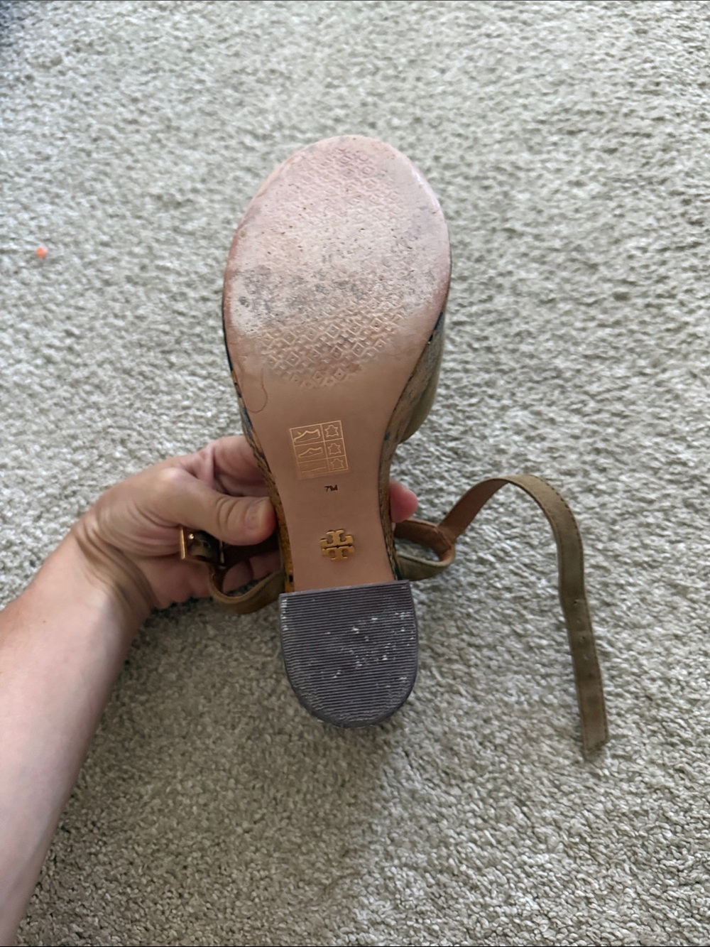 Tory Burch Tan Snake-Print Platform Sandals - Picture 3 of 4